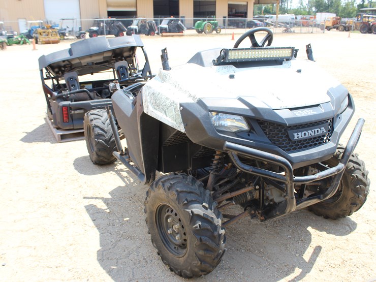 2014-honda-pioneer-700-image-1