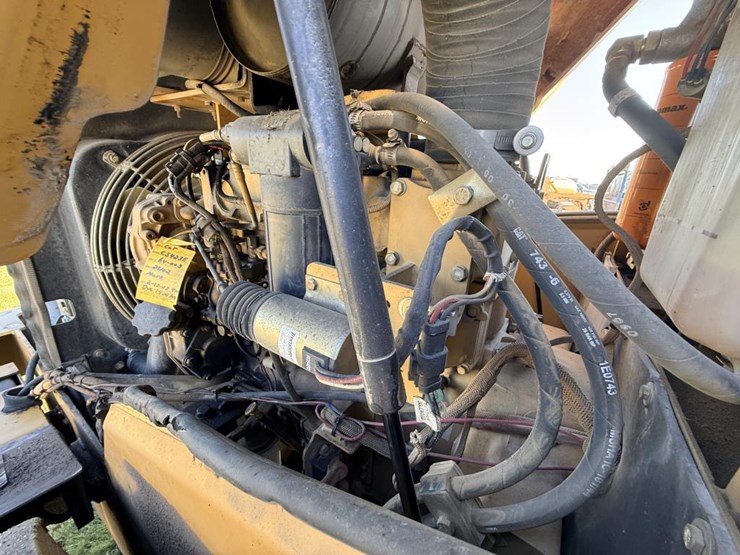 1992-caterpillar-cs-423e-image-36