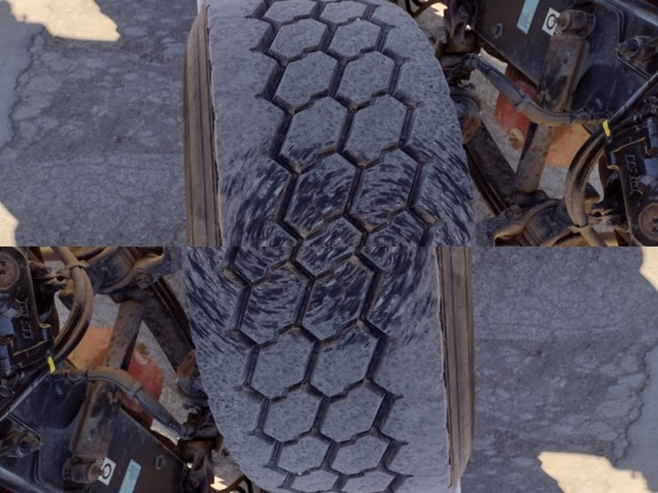 21-peterbilt-water-truck^title^-(qea-4053)-image-20