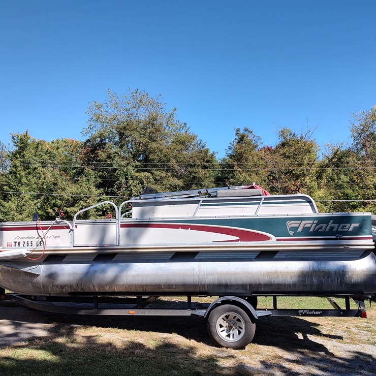 #1220 • Pontoon Boat