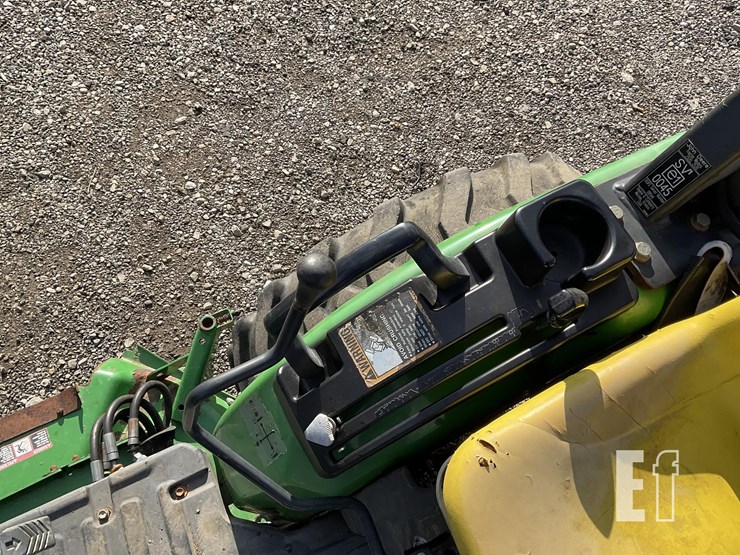 john-deere-2320-image-18
