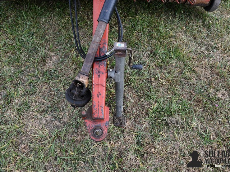 1993-hesston-4590-image-9