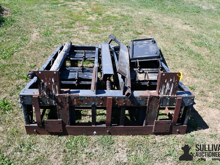 skid-mounted-hay-accumulator-image-2