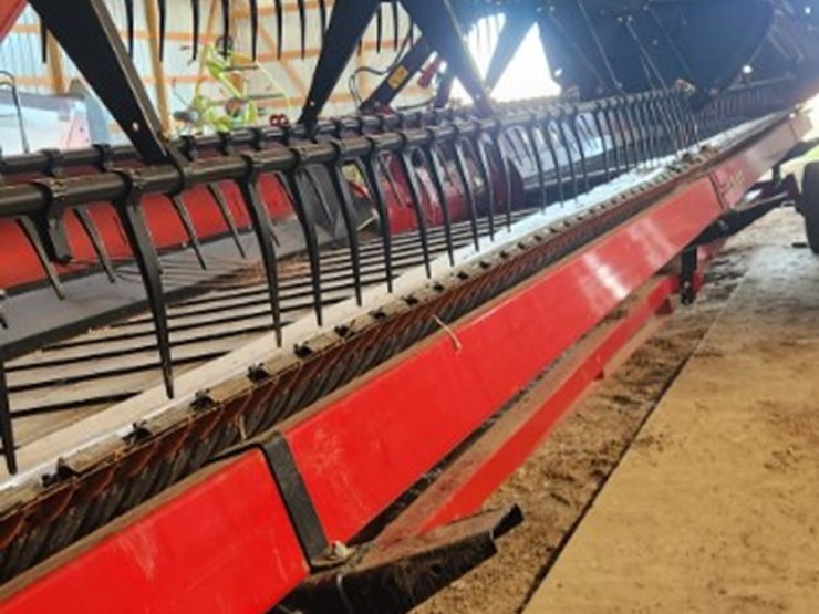 2014-case-ih-3162-image-9