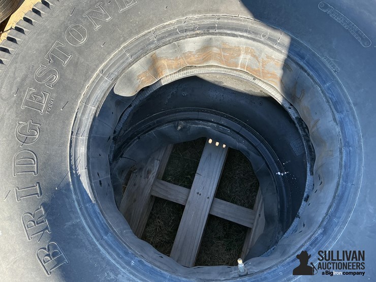 bridgestone-355/80d20-tires-w/tubes-image-8