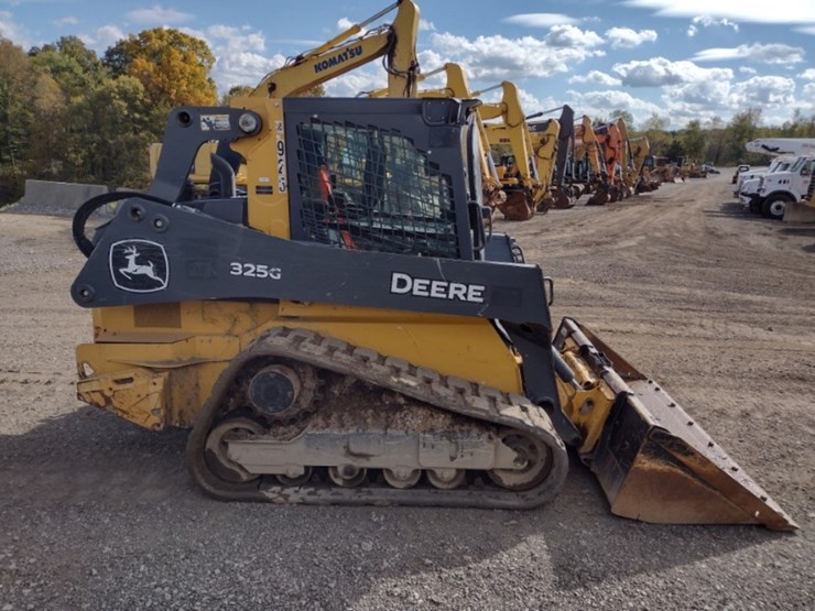 deere-325g-image-3