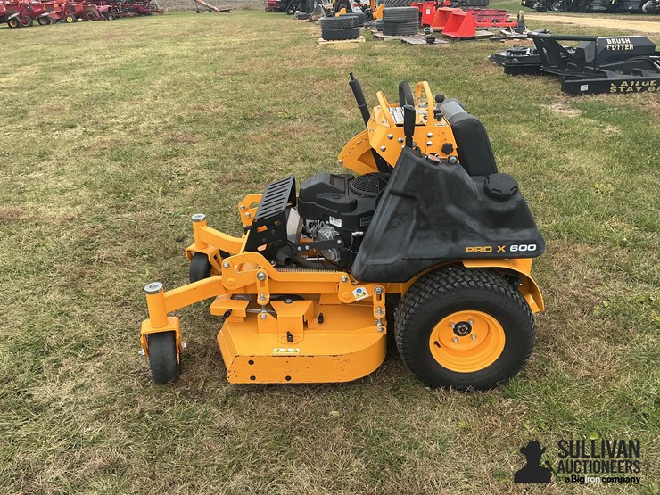 2021-cub-cadet-pro-x600-stand-on-36”-lawn-mower-image-8