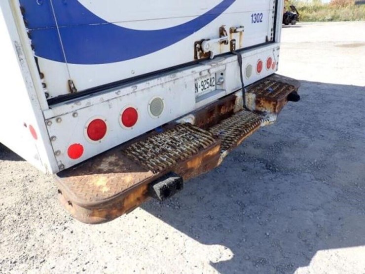 2013-freightliner-mt55-image-42