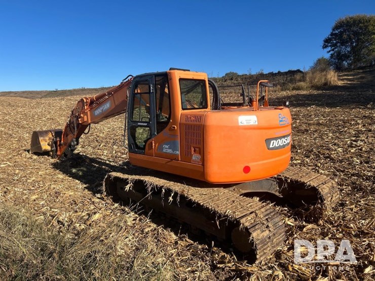 2014-doosan-dx235-lcr-image-15