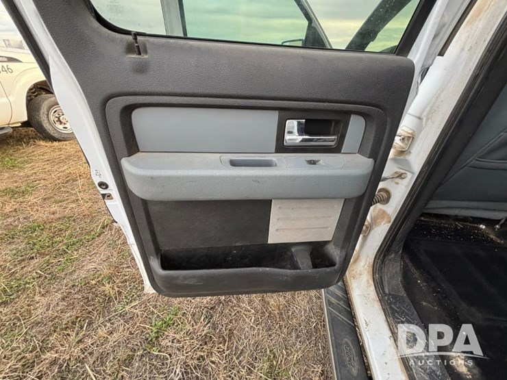 2014-ford-f150-xlt-image-61