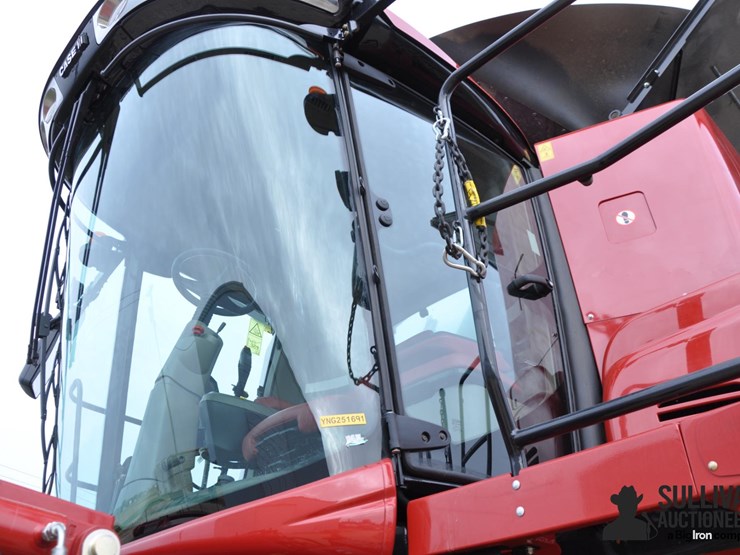 2023-case-ih-8250-image-18