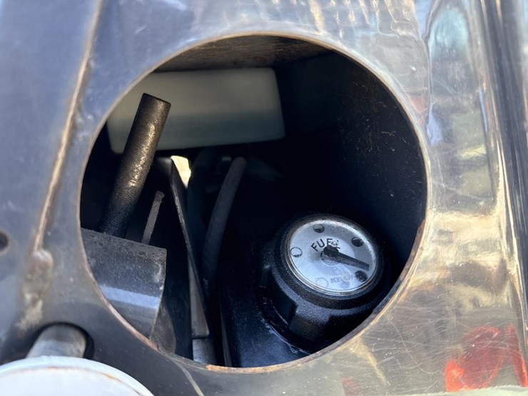 2015-bobcat-s70-image-27