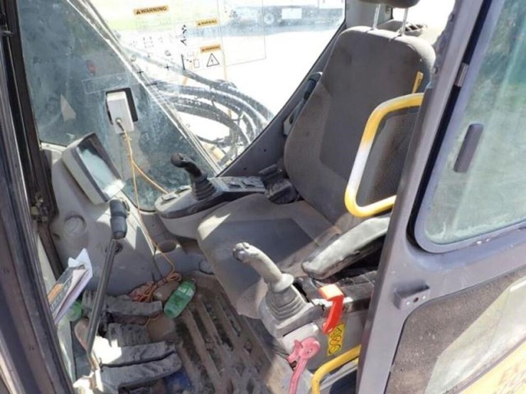 2014-volvo-ecr305cl-image-19