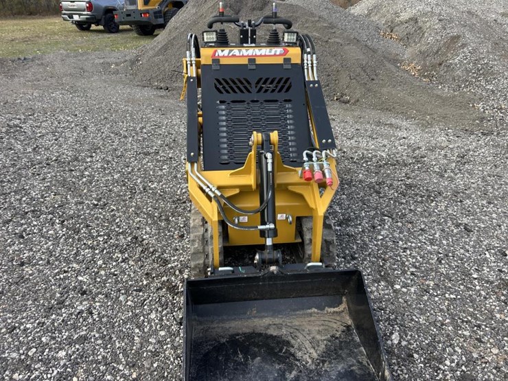 #2712-•-demo-2024-mammut-sk650-tracked-skid-steer-image-8