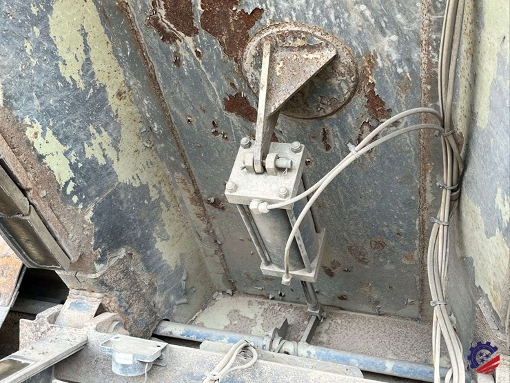 2016-kenworth-t880-image-90