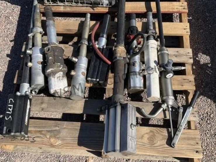 pallet-of-misc-image-3