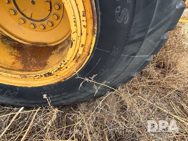 2001-deere-644h-image-21