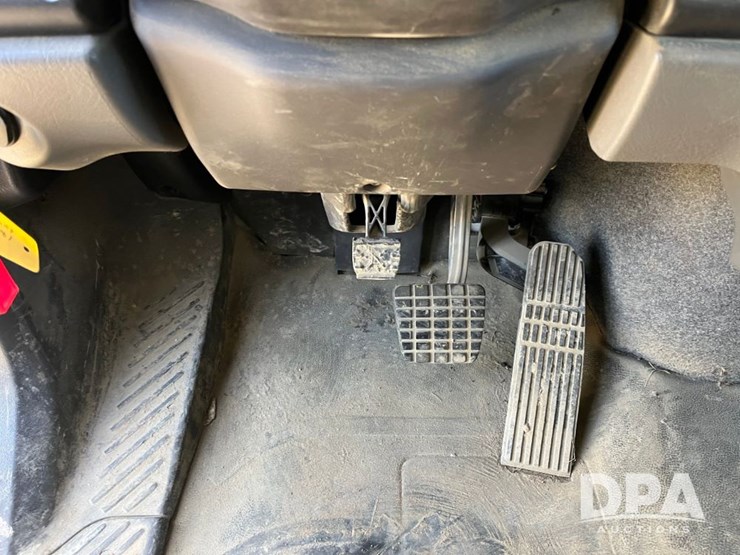 2016-freightliner-petroleum-truck-(jn3388,-unit-2374)-image-57