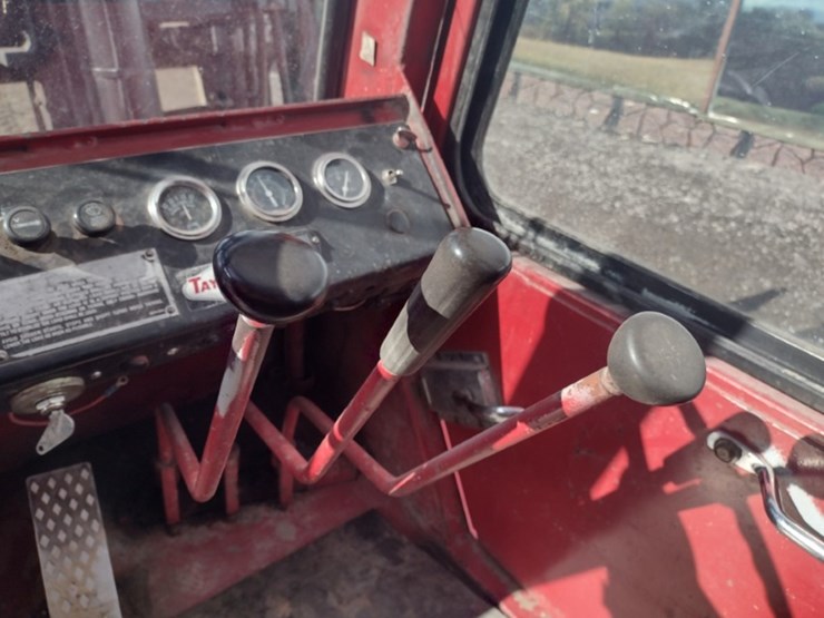 taylor-te180s-forklift-(qea-5995)-image-9