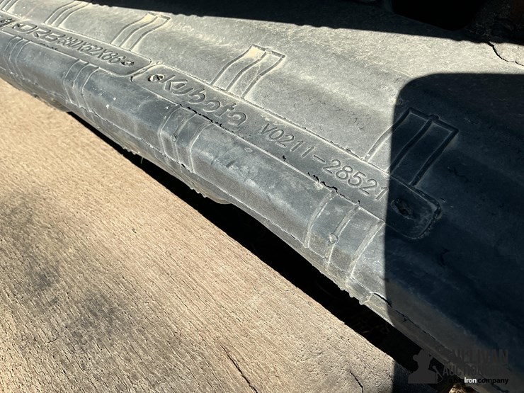 bridgestone-380x52x86-15”-rubber-tracks-image-16