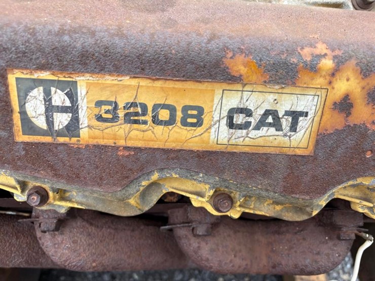 caterpillar-3208-image-3