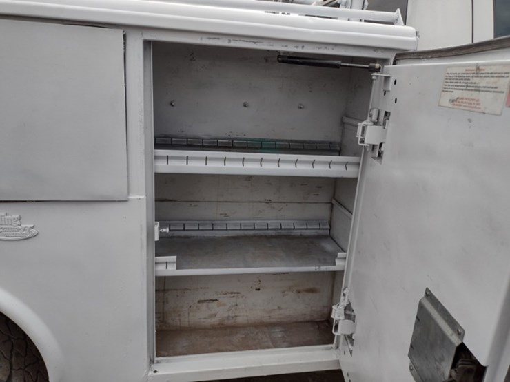 09-chevy-truck^title^-(qea-4045)-image-26