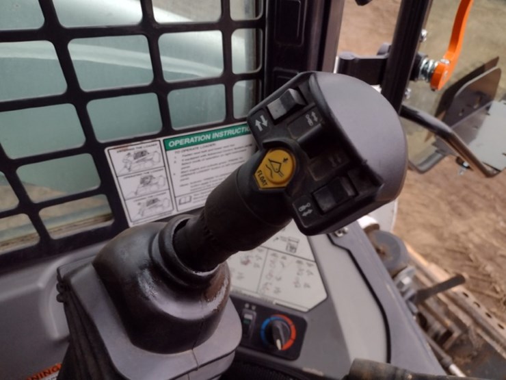 bobcat-t650-image-11