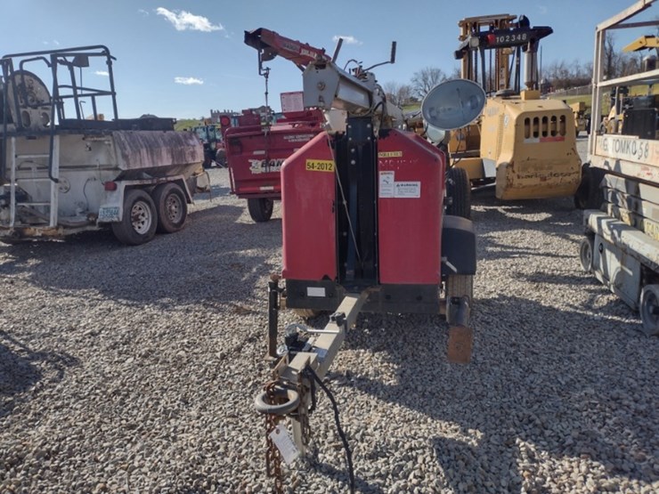 11-allmand-nite-lite-pro-light-plant-(qea-4057)-image-2