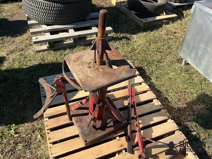 tire-changing-station-image-5