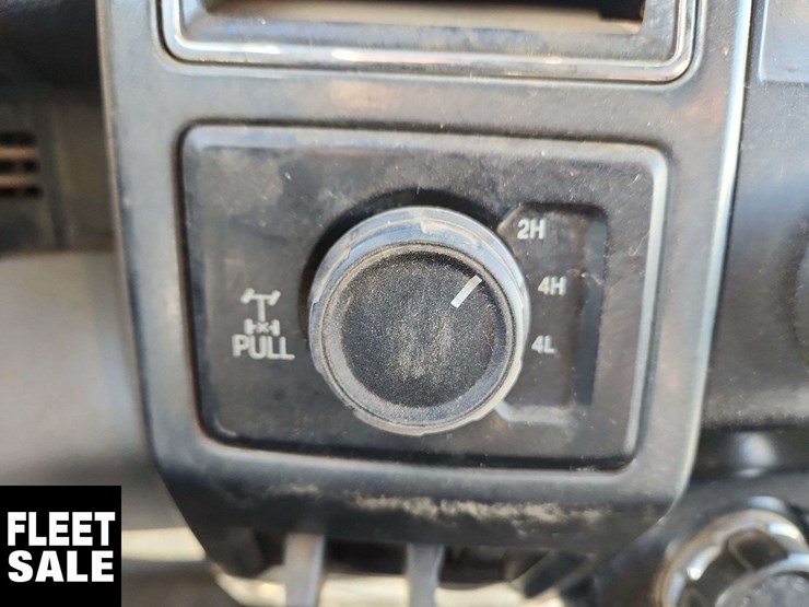 2021-ford-f250-image-12