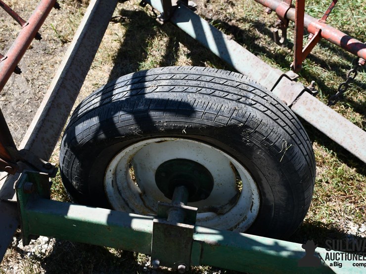 mcfarlane-wd-1014f-26'-5-bar-spike-tooth-harrow-image-10