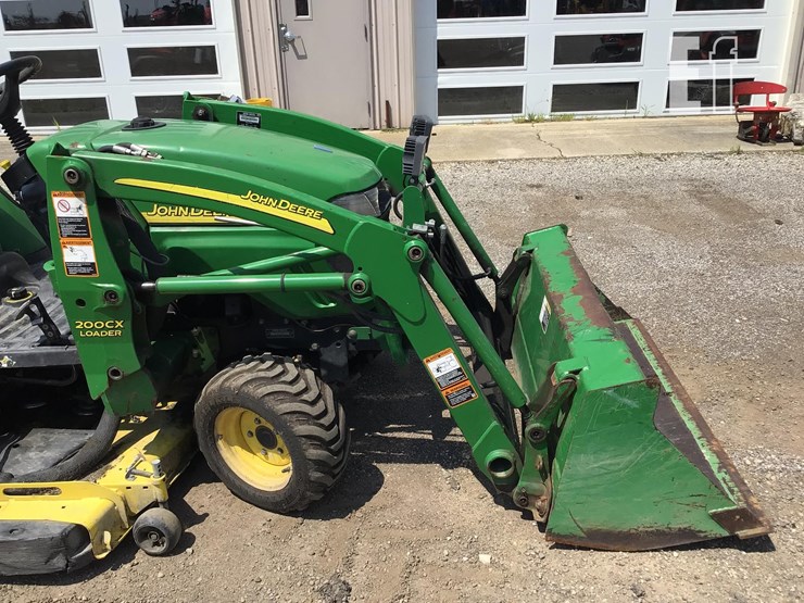 2008-john-deere-2305-image-12