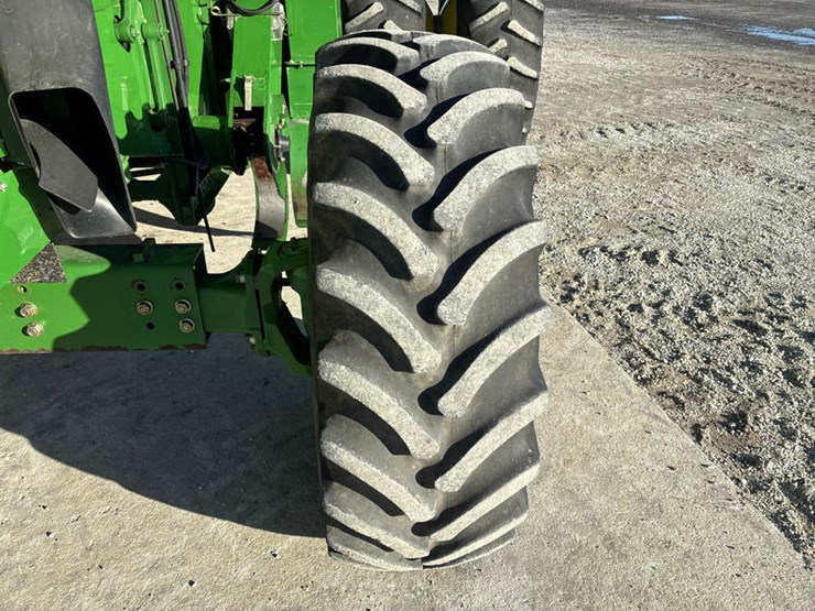 2004-john-deere-9660-sts-image-44