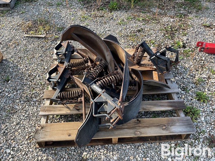 corn-head-stalk-stompers-image-2