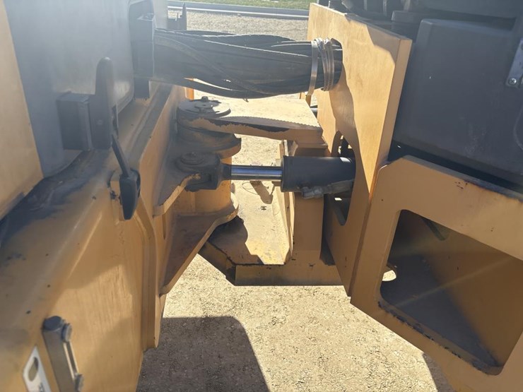 #1341-•-2013-volvo-dd110-roller-image-15