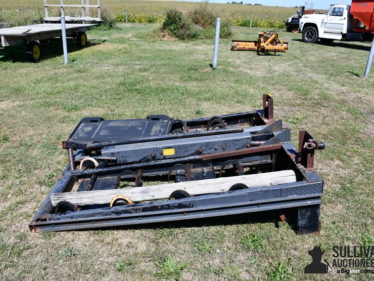 skid-mounted-hay-accumulator-image-4