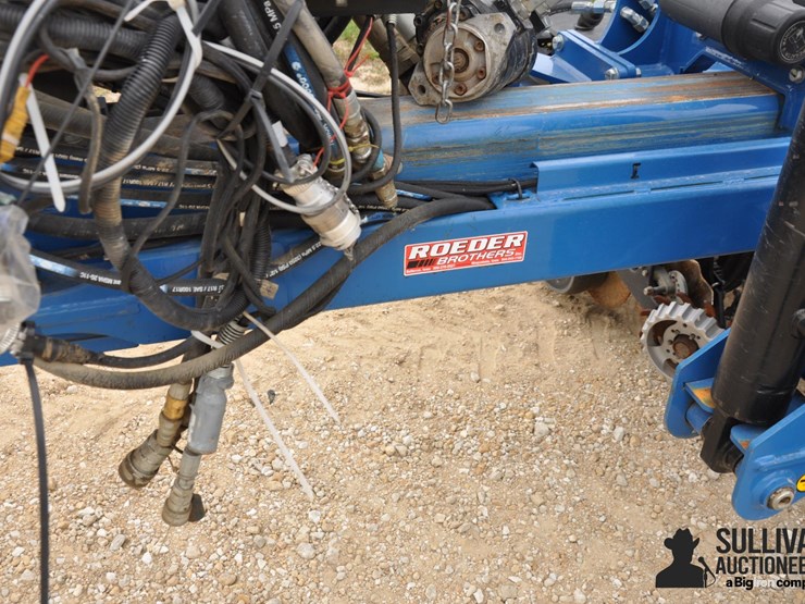 2015-kinze-4900-image-14