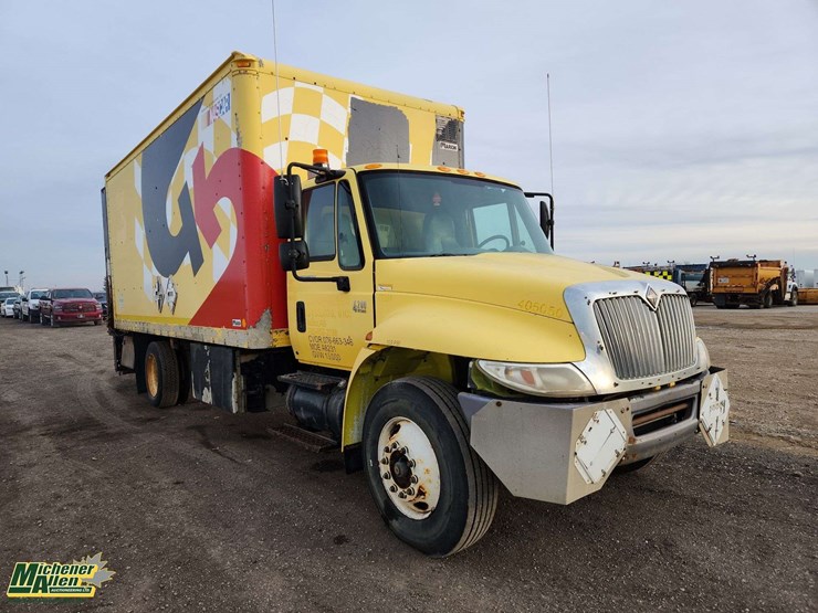 2006-international-durastar-4200-image-4