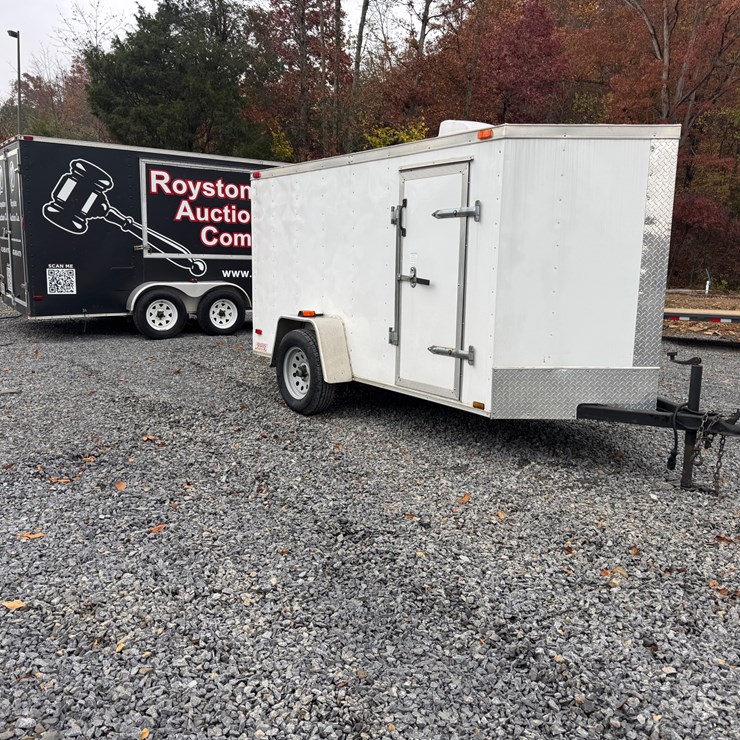 #1219 • Diamond Cargo 5x10 enclosed trailer like new.
