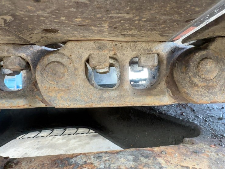 hitachi-zx75us-image-28