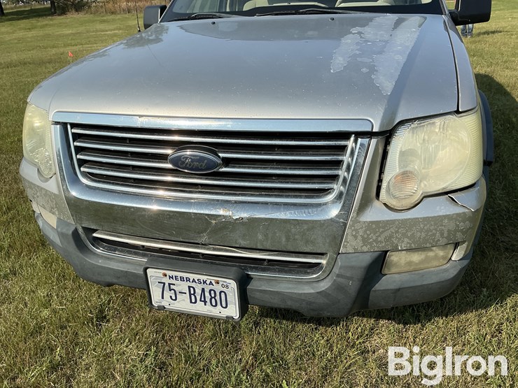 2007-ford-explorer-xlt-image-11