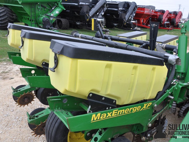 2009-john-deere-1760-image-13