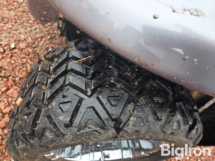 2001-global-electric-motorcars-4-seat-electric-golf-cart-image-15