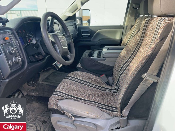 2016-gmc-sierra-2500hd-image-11