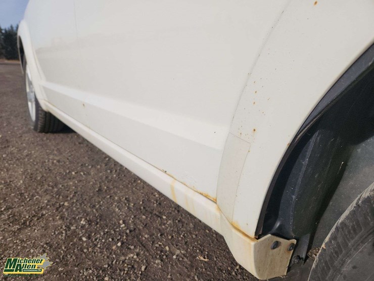 2010-dodge-journey-image-43