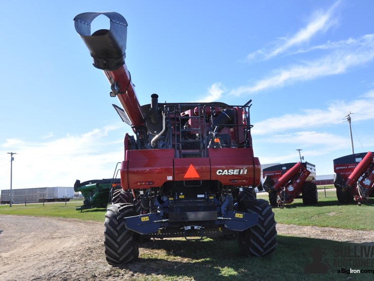 2023-case-ih-8250-image-4
