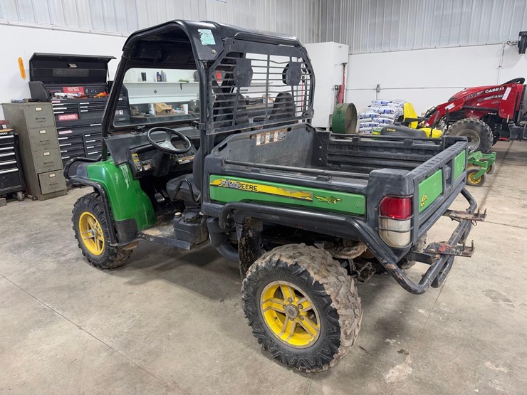 john-deere-gator-image-4