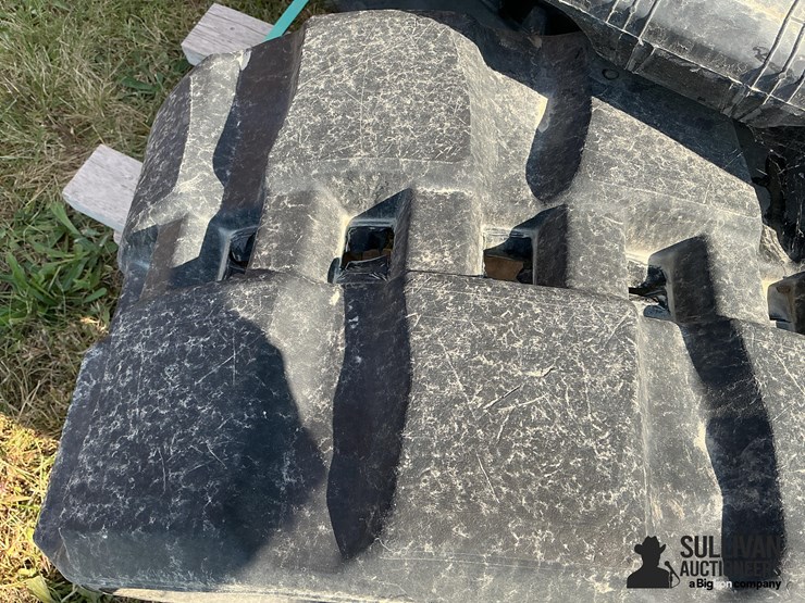 bridgestone-380x52x86-15”-rubber-tracks-image-10