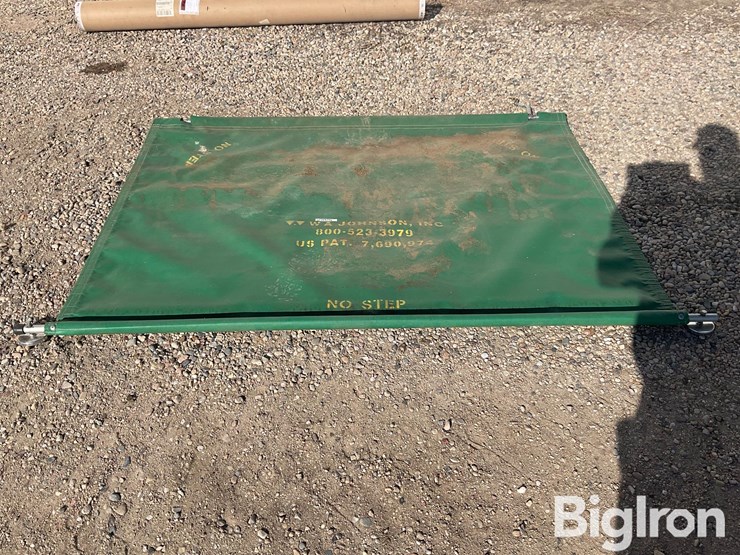 w-a-johnson-combine-feederhouse-tarp-image-2