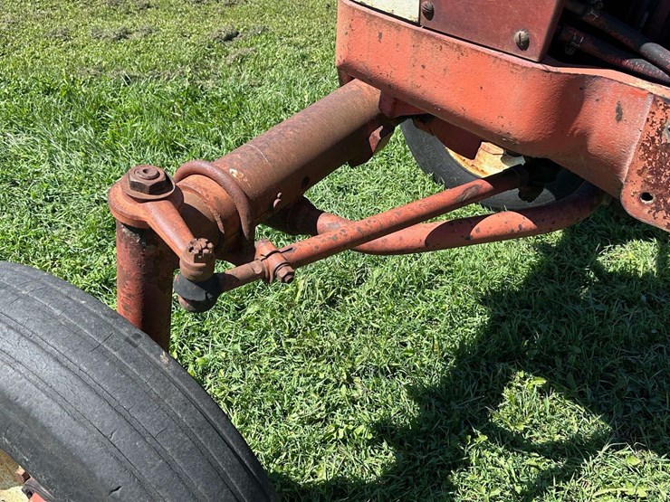 cockshutt-1550-image-25